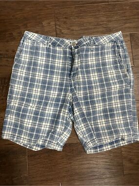 Tommy Bahama Men's Blue Plaid Casual Shorts Size 36